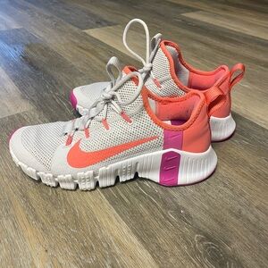 Nike Metcon. Women’s 8.5. Worn maybe 10-15 times inside only.